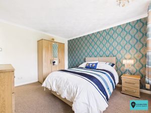 Bedroom- click for photo gallery